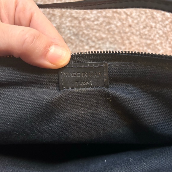 Burberry Shoulder Bag - Picture 6 of 6